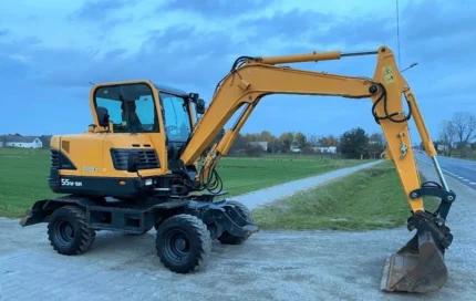 HYUNDAI Robex 55W-9A + 3 GODETS
